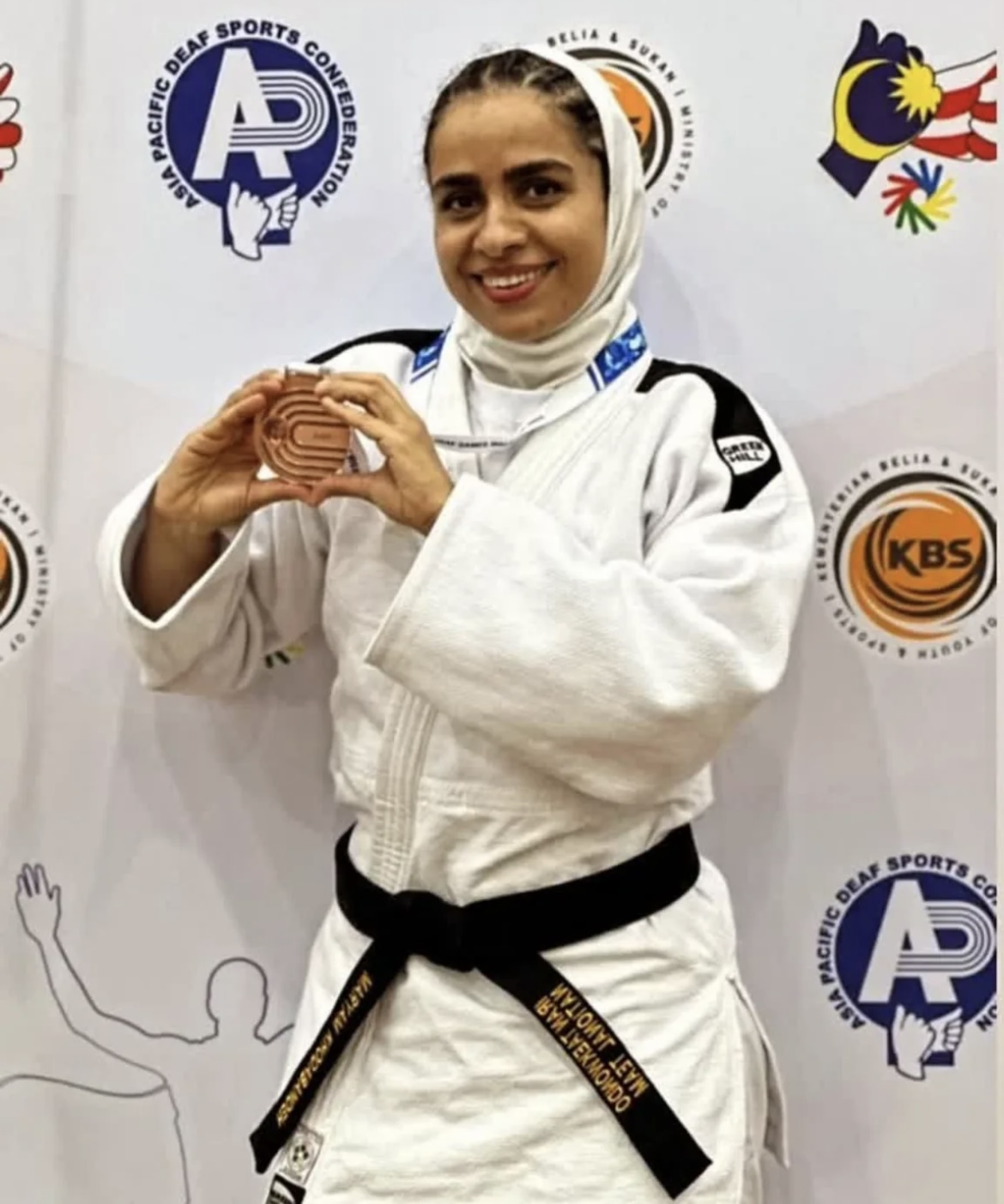 سحر السادات حسینی نژاد