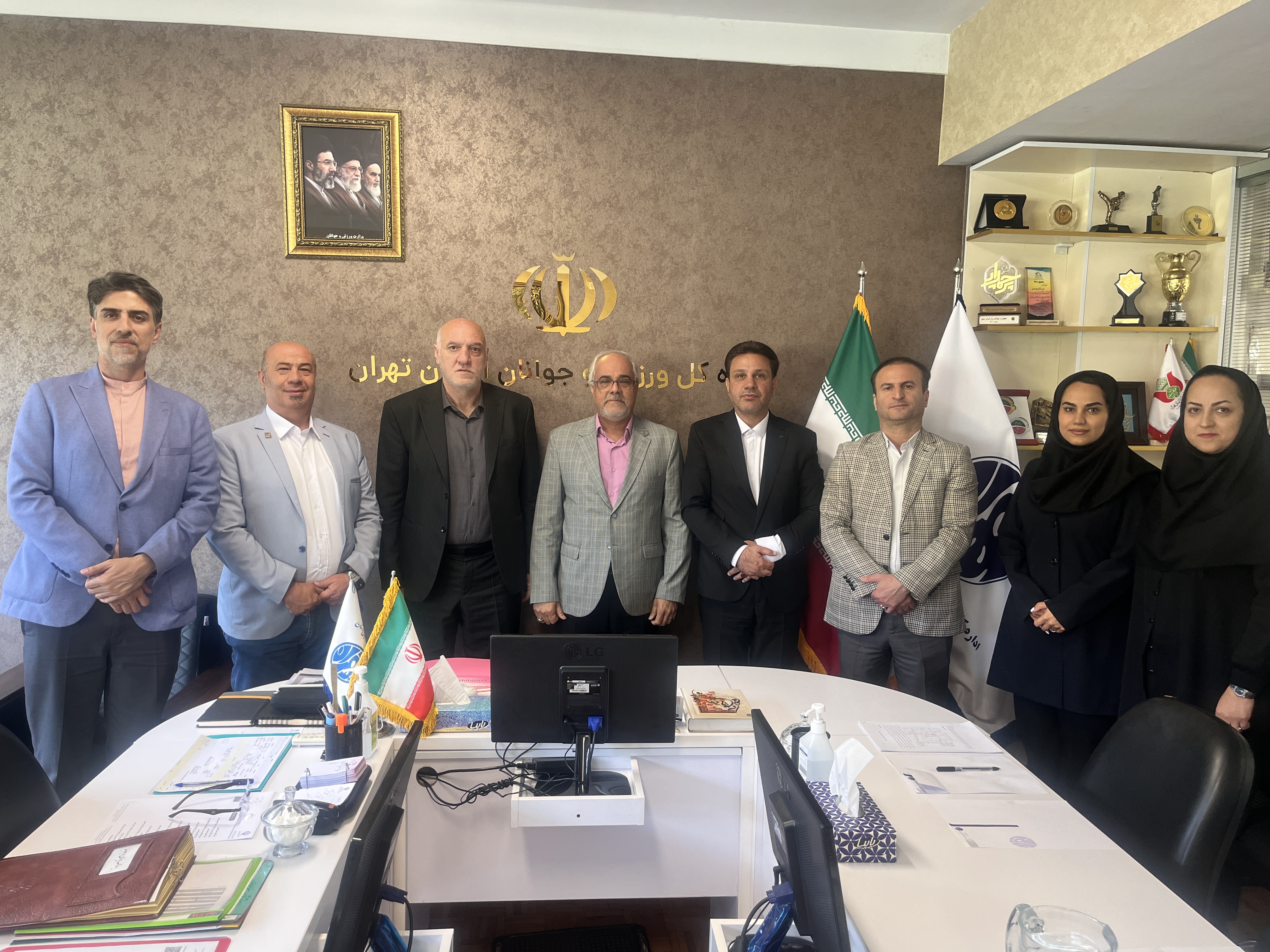 دیدار مسئولان ورزش ناشنوایان تهران با مدیر کل ورزش و‌جوانان