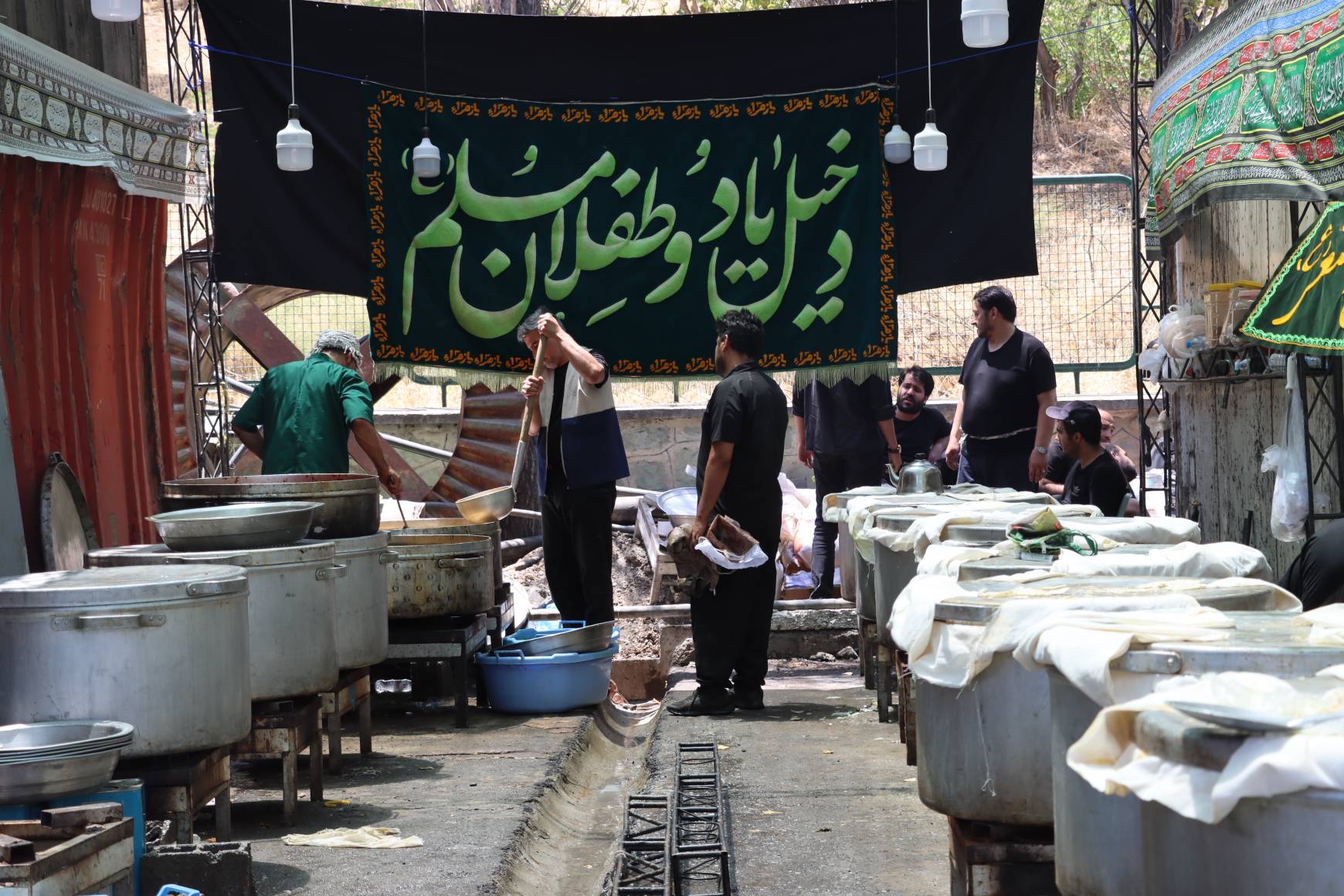 جلوه‌های همدلی و خدمت جامعه ورزش ناشنوایان در موکب شهید امت